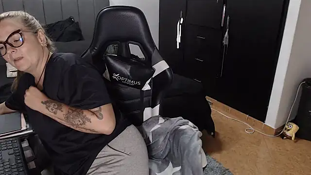 perlagoloza05 라이브 XXX 채팅