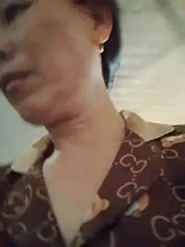 bigcums10: απευθείας συνομιλία ΧΧΧ