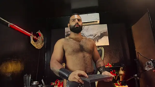 BeardAndrew Adlı Modelin Canlı XXX Sohbeti