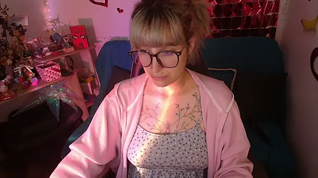 Miacatsito3 - naked *10min+3 sexy pics for last tiper