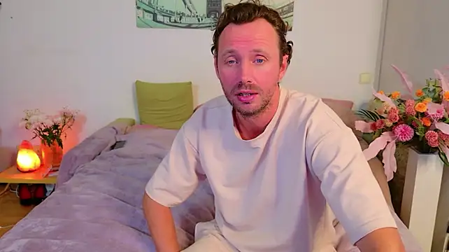 Ariana_Petite - slide dildo in pussy🔥