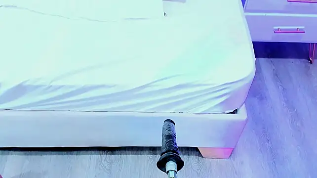 Chat +18 de Chantal_Sex_XXX ao vivo