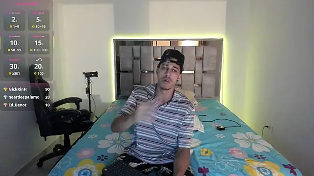orionblaze69_'s Live XXX Chat