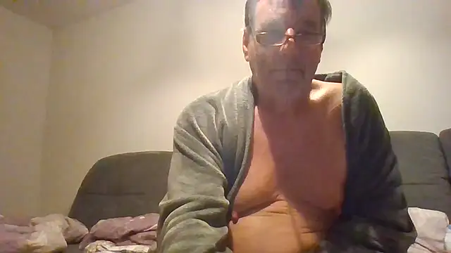 herry150 Chat XXX live