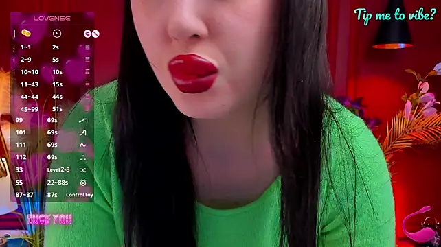 Chat +18 de Mayzzie ao vivo