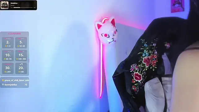 Chat XXX en directo de nicolet666lee
