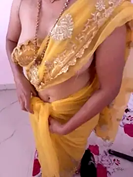 Komal_Bhabhi4u - Ass lick