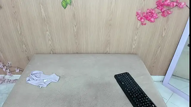jenelotizz06