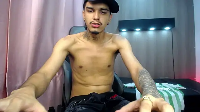 Tayson_Hot Live XXX-chat