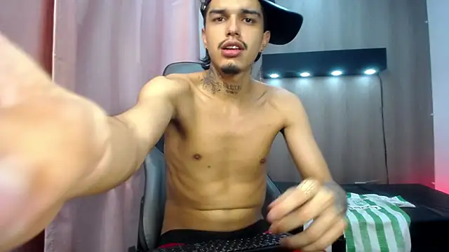 Tayson_Hot Live XXX-chat