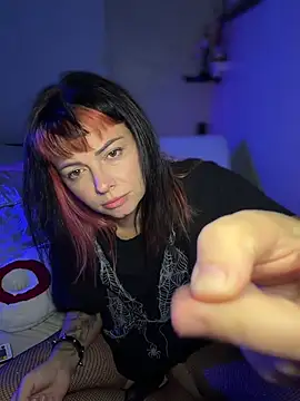 MarlaFknSinger XXX чат на живо