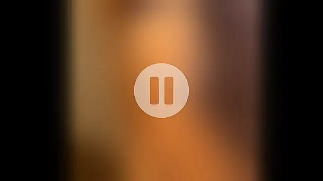 XXX chat uživo modela famous1tad