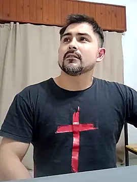 Chat XXX en directo de Bradd_32