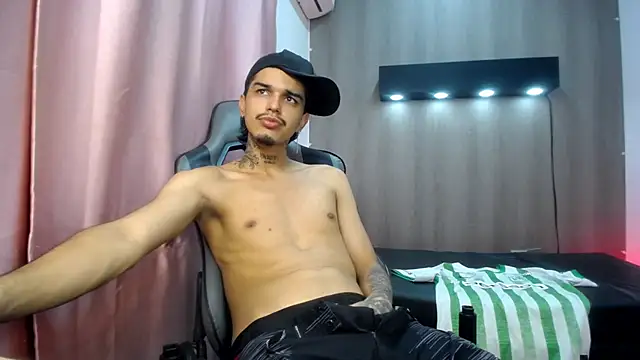Tayson_Hot Live XXX Chat