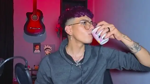 Webkamerová show MikeyKuro