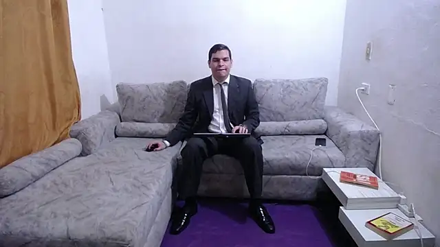 Victor_Maitland live XXX chat