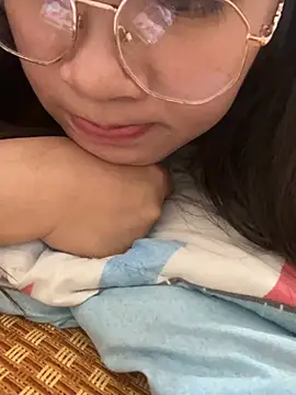 -Lyly_69 - Show zoom 30p