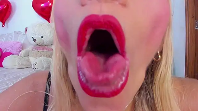 Angeline_focus Live XXX-chat