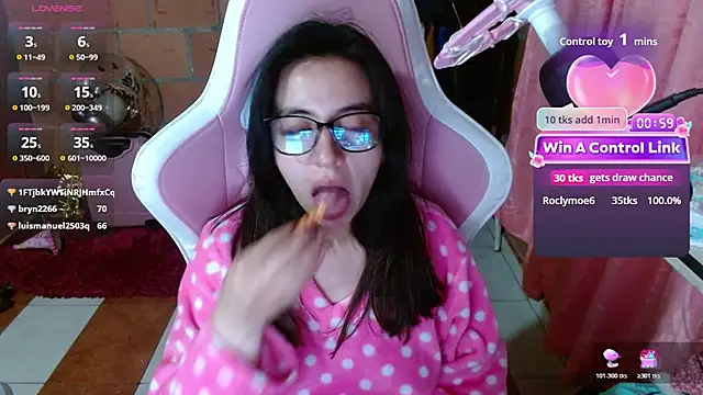 Chatroom XXX en direct de Maggie_Fox3
