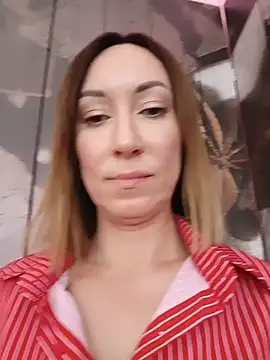 Chat XXX en directo de _AliceWine_