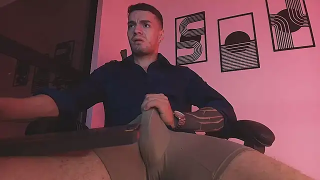 ALPHA_DOMINUS_ – Naživo XXX chat