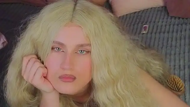 cumboydoll Adlı Modelin Canlı XXX Sohbeti
