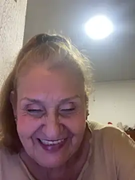 DulceDiaz Chat XXX live