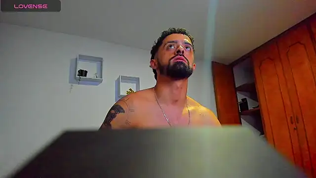 Chat +18 de MAXIMUS_MASTER_ ao vivo