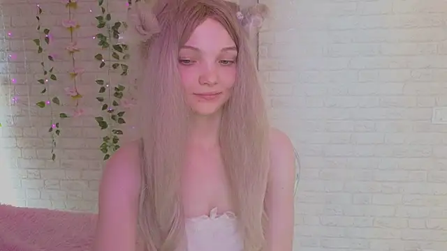 AnimeAlica18 Adlı Modelin Canlı XXX Sohbeti