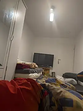 AiyarAiyar1997's Webcam Show