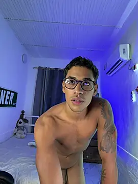 XXX chat uživo modela Jackson_stone