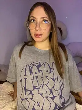 Chat XXX en directo de Caamii_