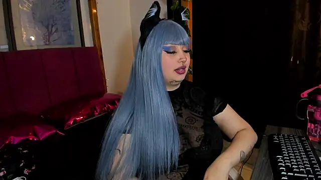 Živý XXX chat lussyevans24