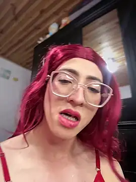 NICOLLE__12 élő XXX-chatje