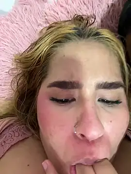Arletl69 现场XXX聊天