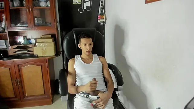 AlphaMarcon Live XXX chat