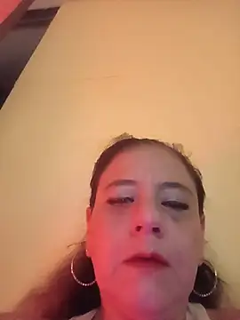Chat +18 de sasi_luna ao vivo