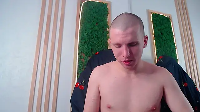 Онлайн чат XXX CutieKai_