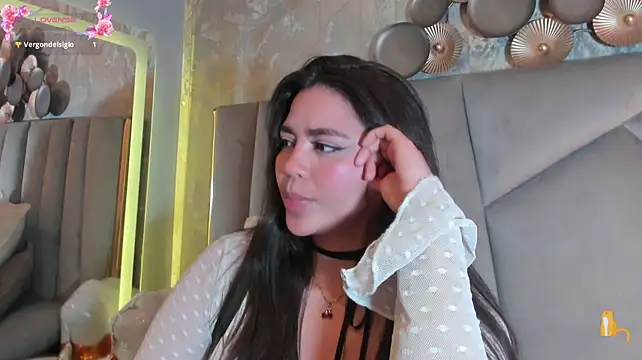 XXX chat uživo modela KimDevinne