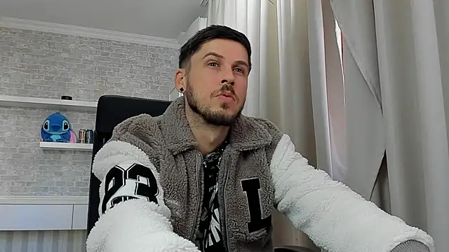 JonahShaw live XXX chat