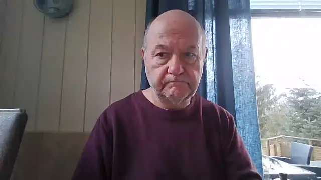 Онлайн чат XXX Buggemann