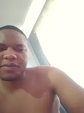צ'אט XXX בשידור חי של KingTsonga