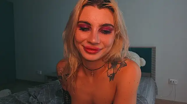 Ashley-Urban - SEX + SQUIRT