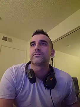 myth5hk Chat XXX in diretta