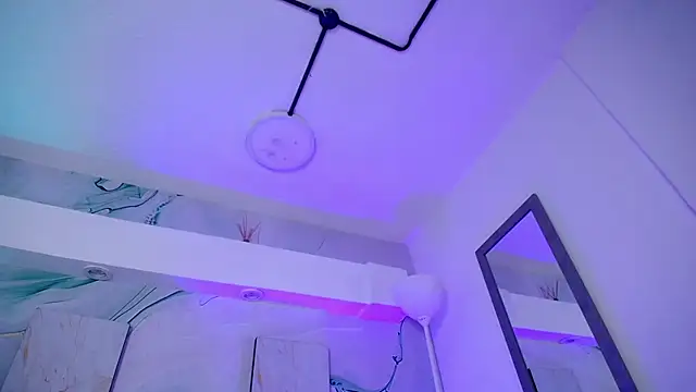 MylaDreams - Show Boobs