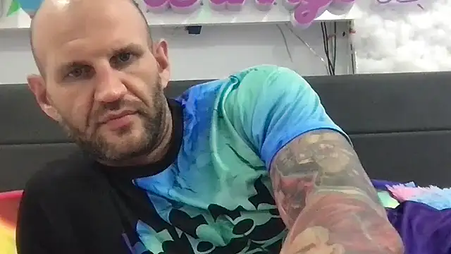 Онлайн чат XXX brianomally