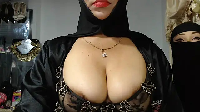 nadia__abaud: απευθείας συνομιλία ΧΧΧ
