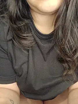 kitty_2000 Adlı Modelin Canlı XXX Sohbeti
