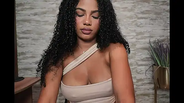 HOTBLACKANDWHITE2 - big squirt