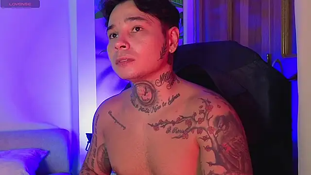 Онлайн чат XXX CamiloHedz